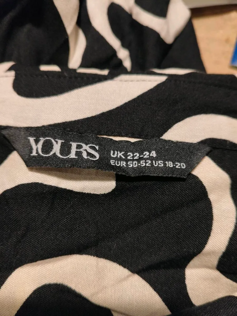 Yours Curve swirl print shirt dress, with long sle - Image 4