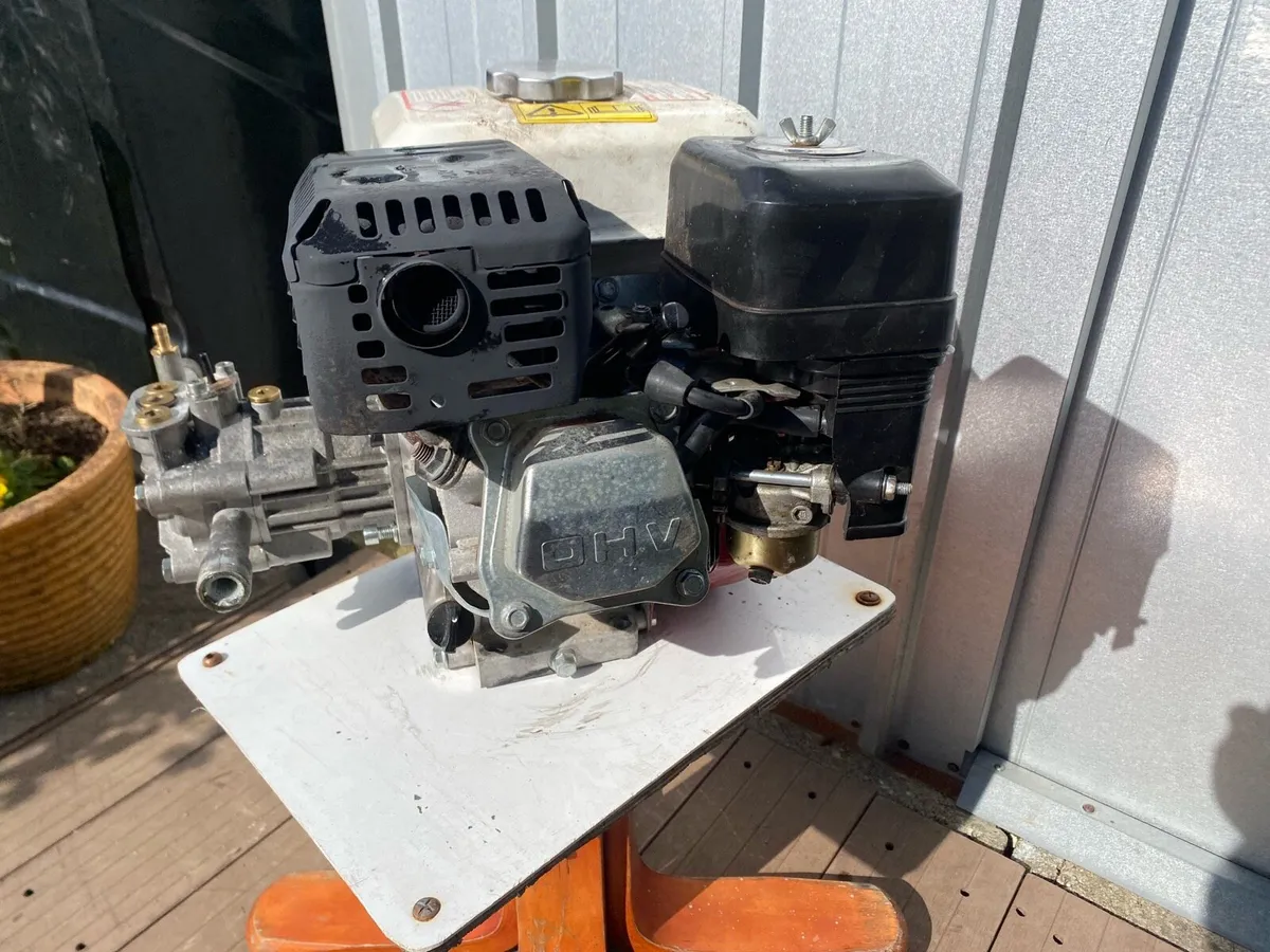Petrol washer engine.Pump broke. - Image 3