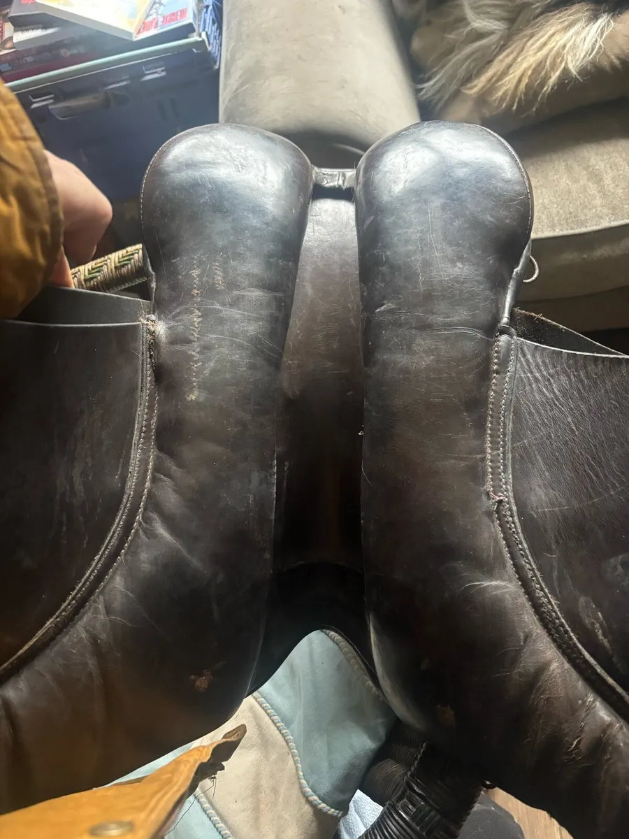 Breaking 17 inch saddle - Image 3