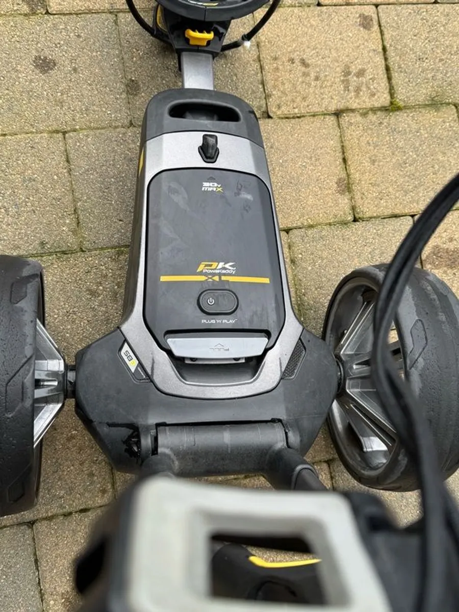 Powakaddy CT6 EBS golf trolley - Image 3