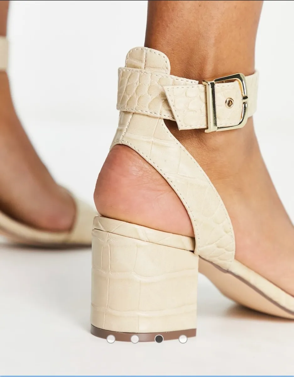London Rebel block heel sandals size 4 - Image 4