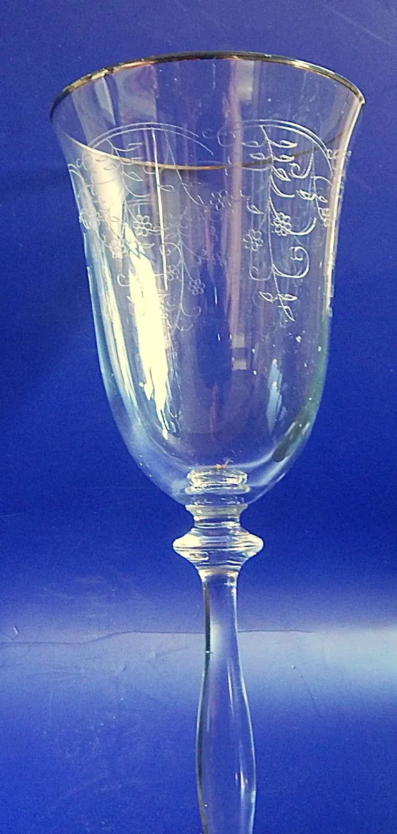 Set of 6 Etched Crystal Wine Glasses - Image 4