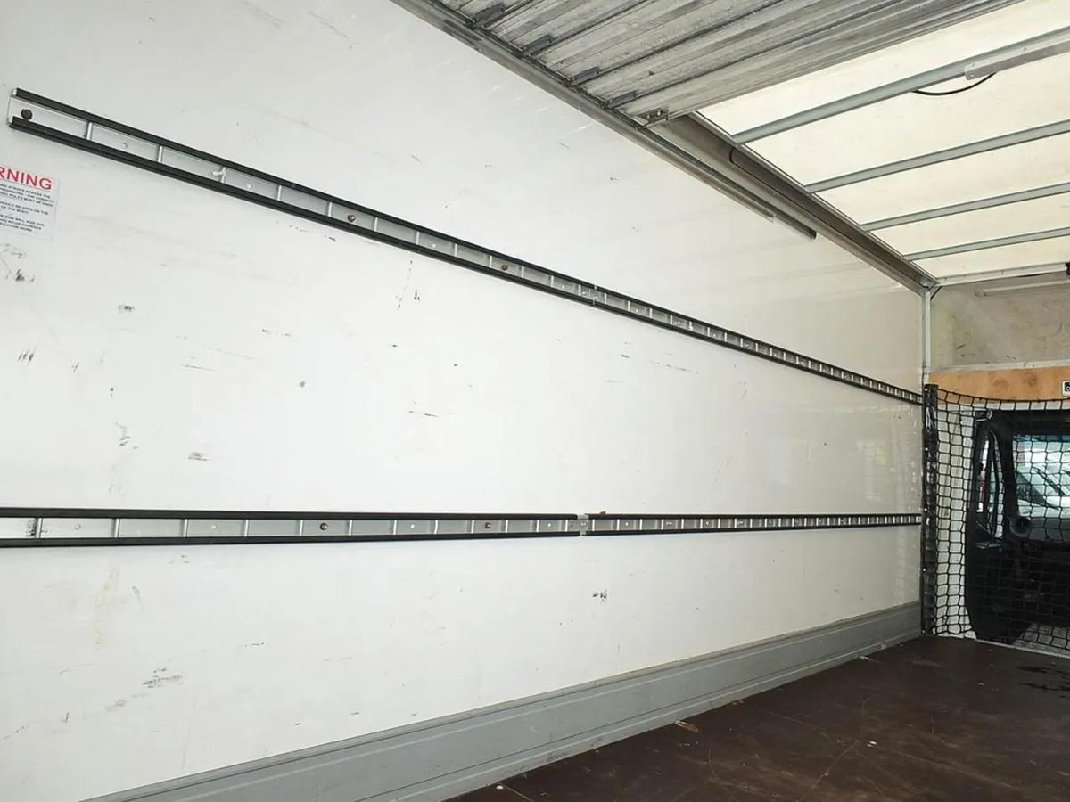 2022 Mercedes-Benz Sprinter Luton Box Van - Image 3