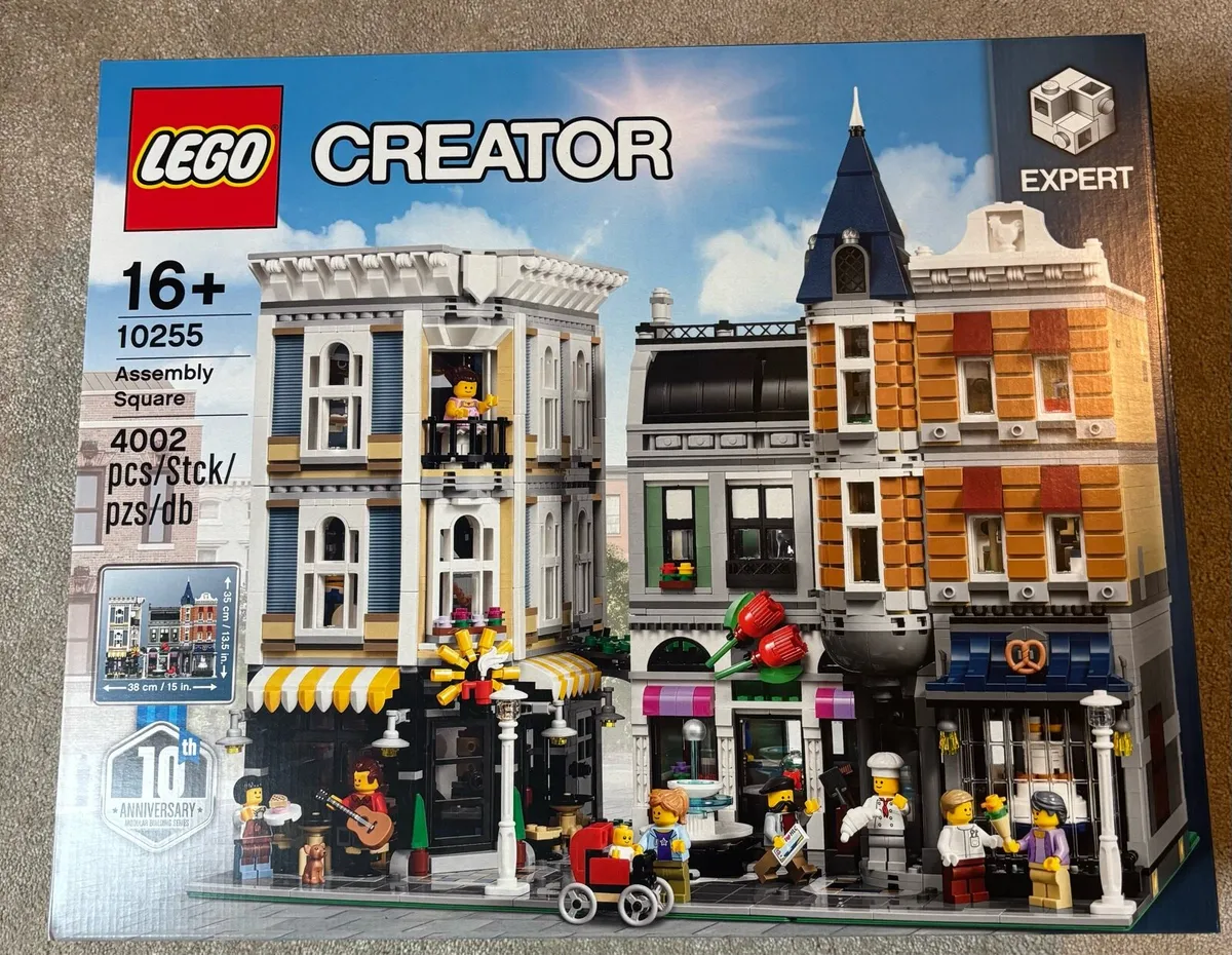 Lego CreatorAssembly Square 10255