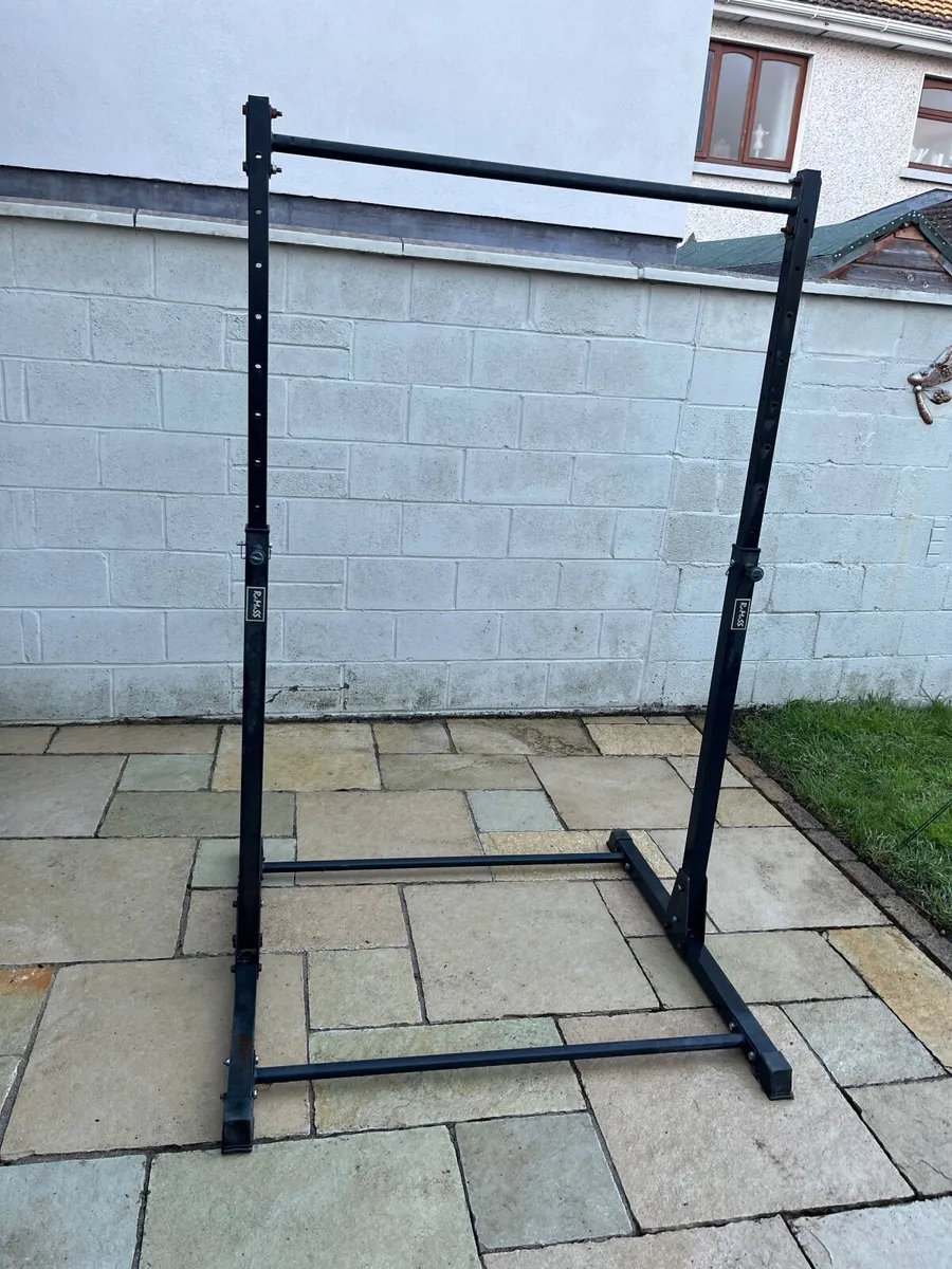 Gymnastics bar - Image 1