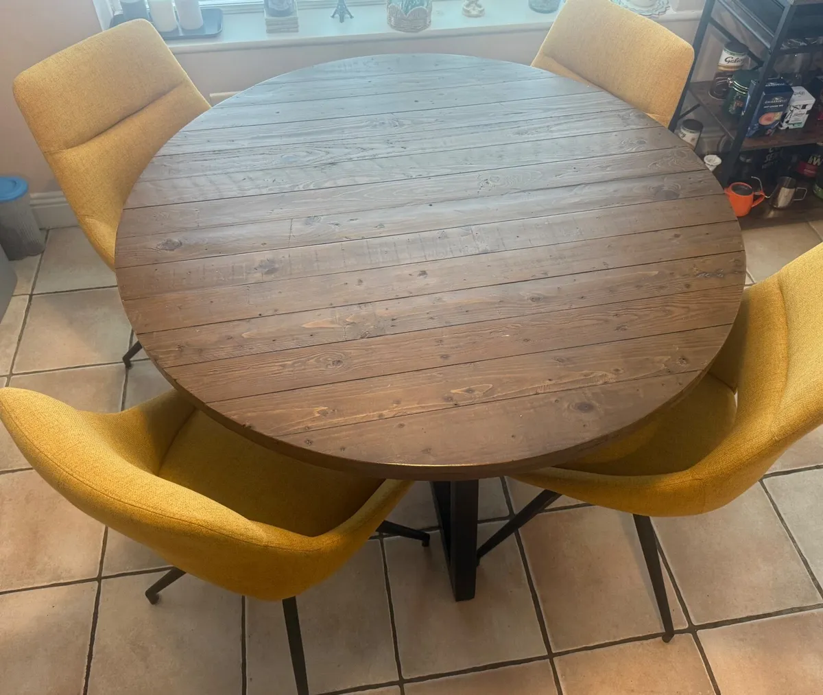 Round Dining table and 4 chairs - Image 4