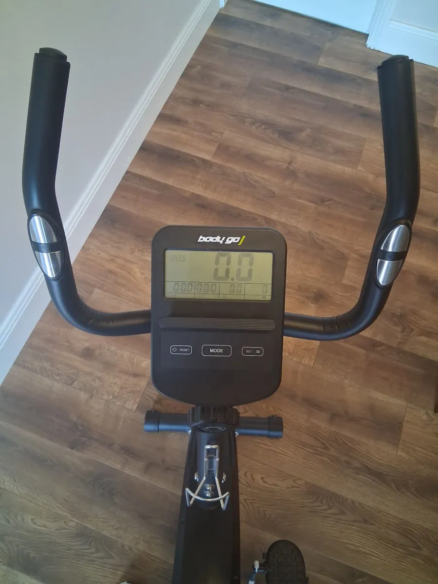 Exercise bike - Image 1