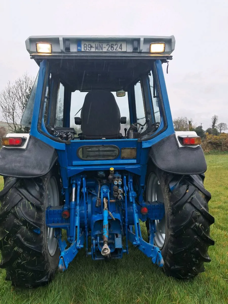 Ford tractor - Image 2