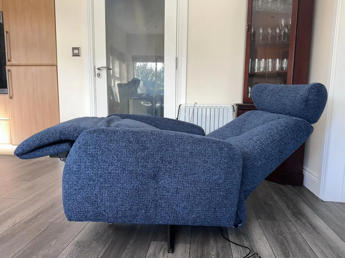 Fabric power recliner Sofa - Image 2