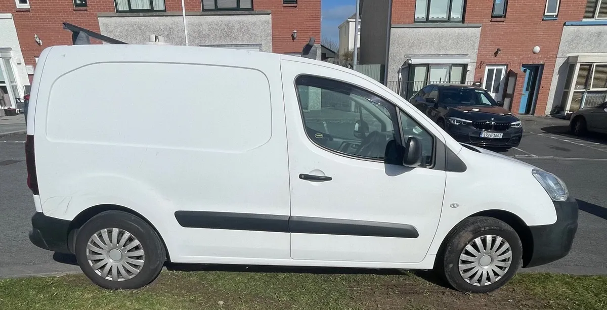 Citroen Berlingo 2018 - Image 2