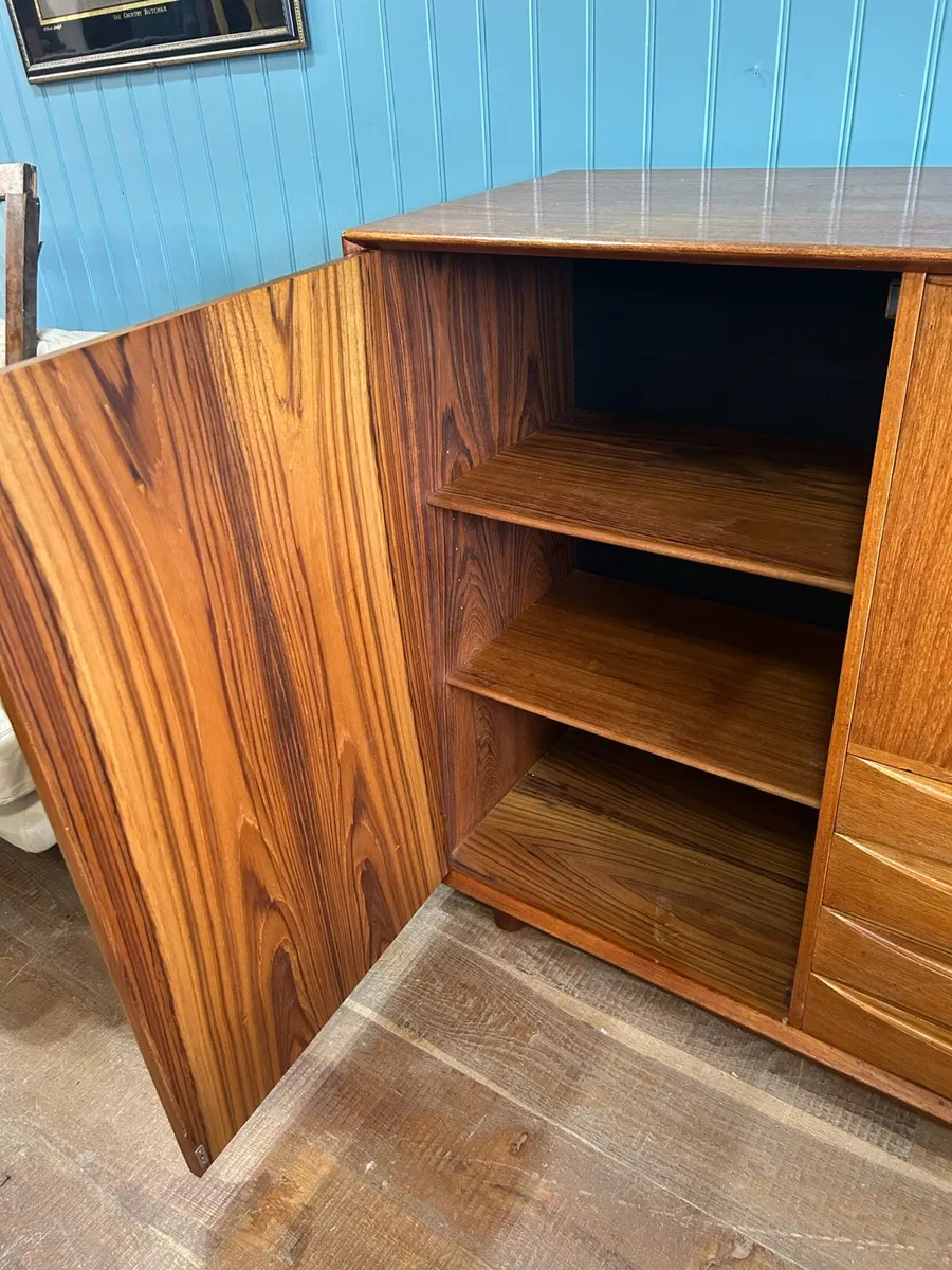 Mid century modern - Image 3