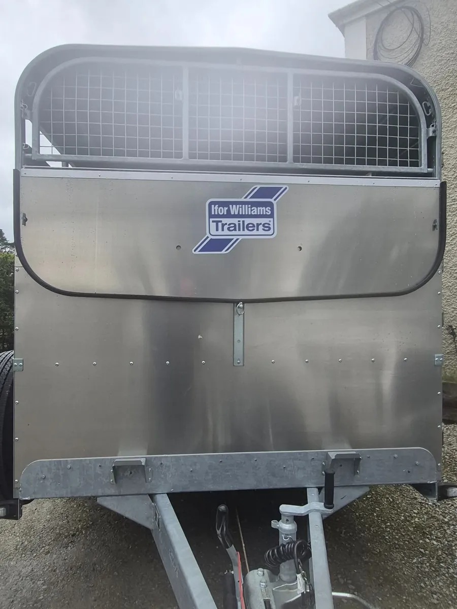 Cattle trailer - Image 2