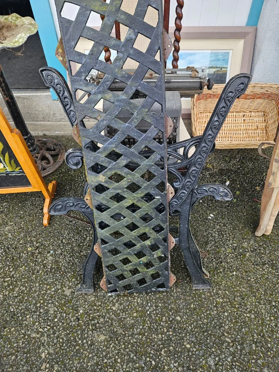 Garden Bench - Image 4