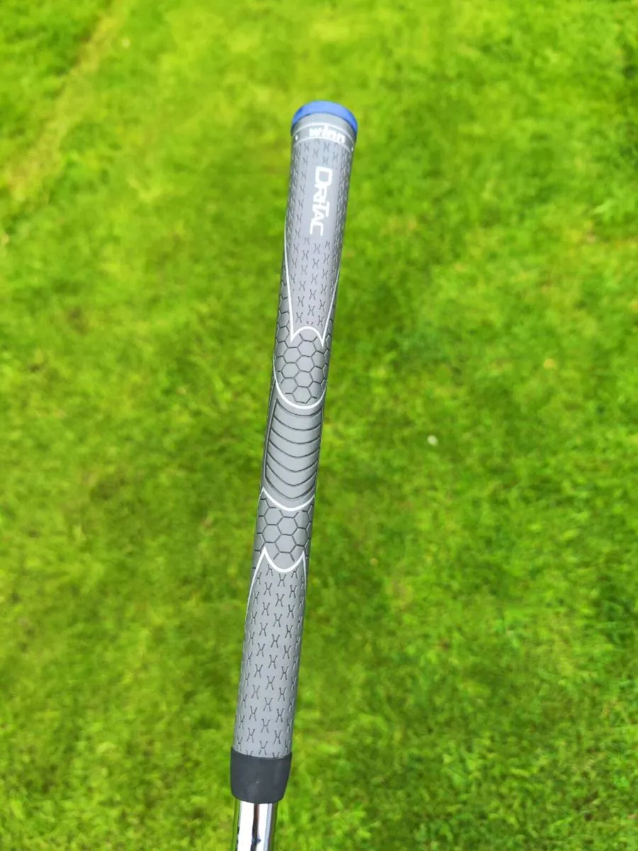 Left handed Cobra wedge 60 degree - Image 4