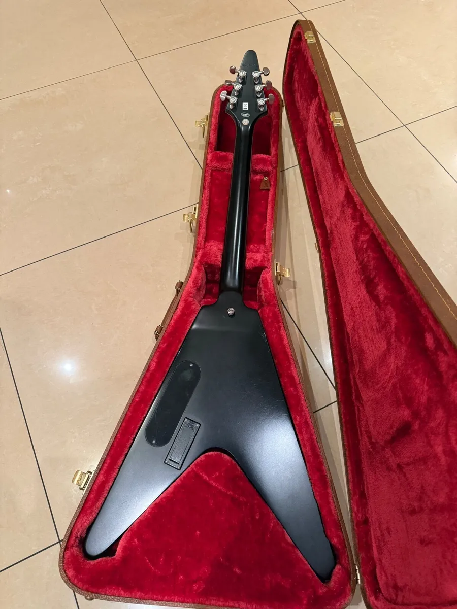 Epiphone Flying V electric guitar - Image 4