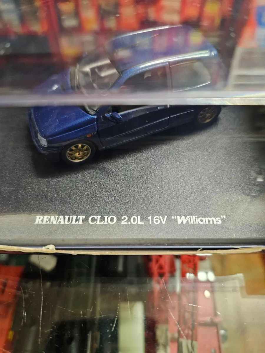 Corgi Universal Hobbies Renault Williams - Image 3