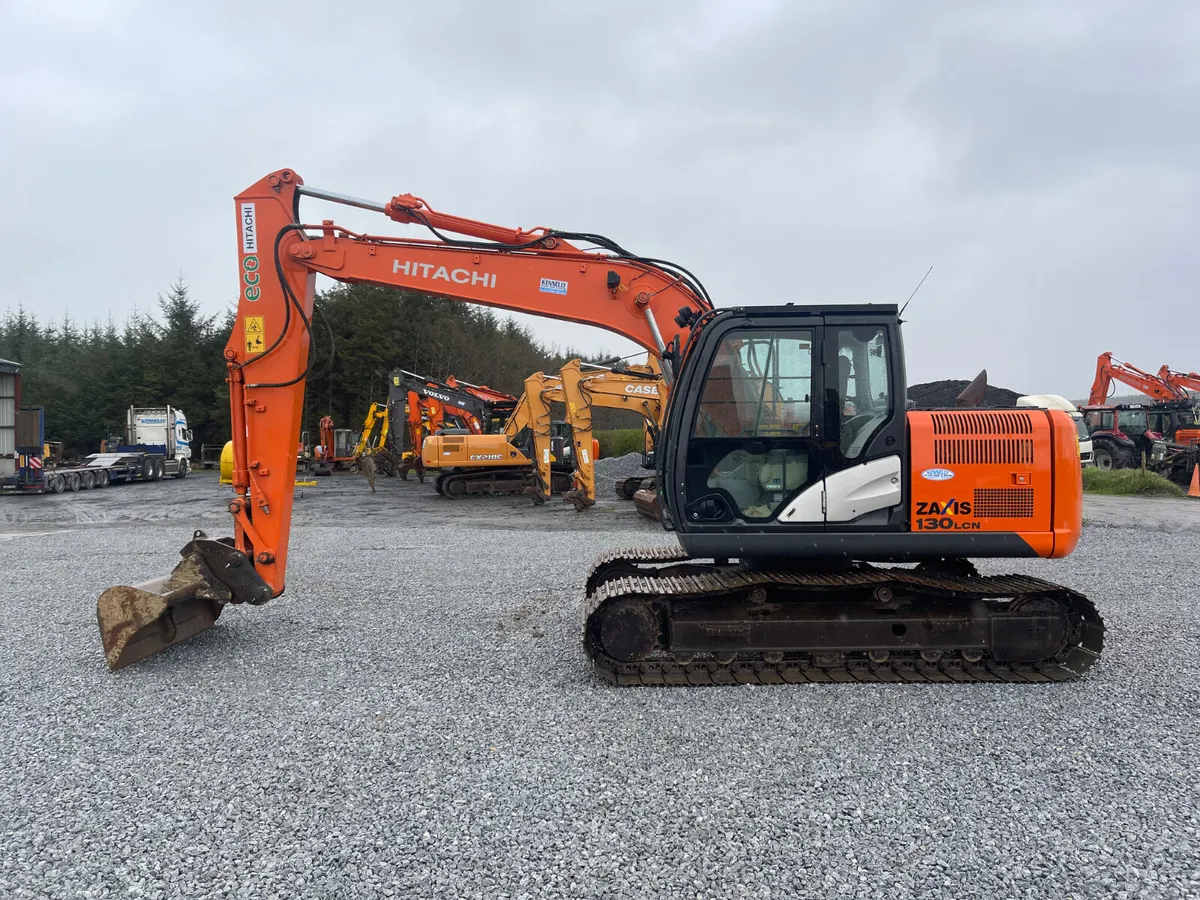 Hitachi Zaxis 130-5 - Image 1
