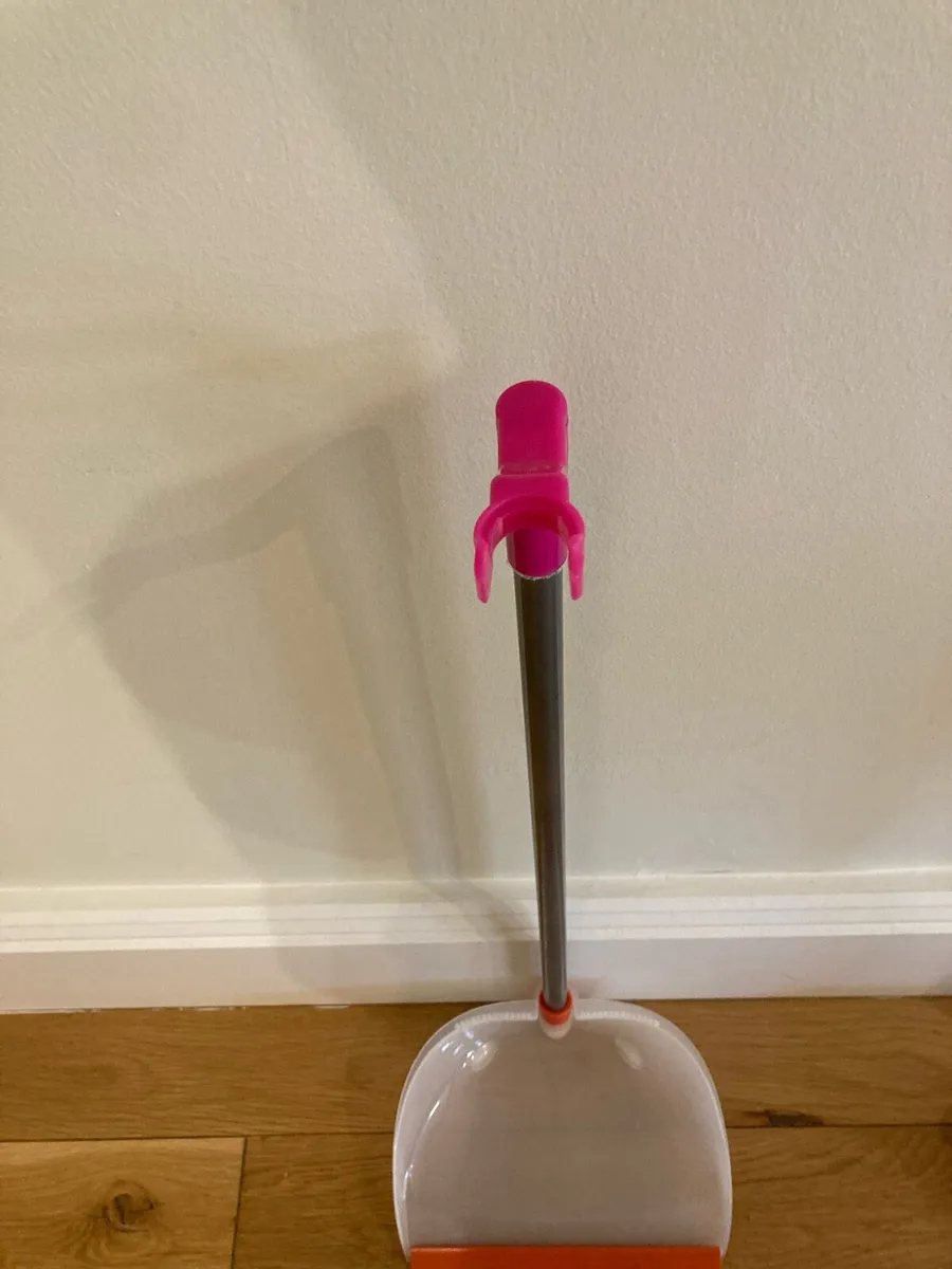 Dustpan and brom - Image 4