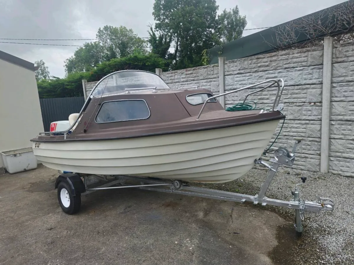 Boat and trailer and two engines for sale - Image 4