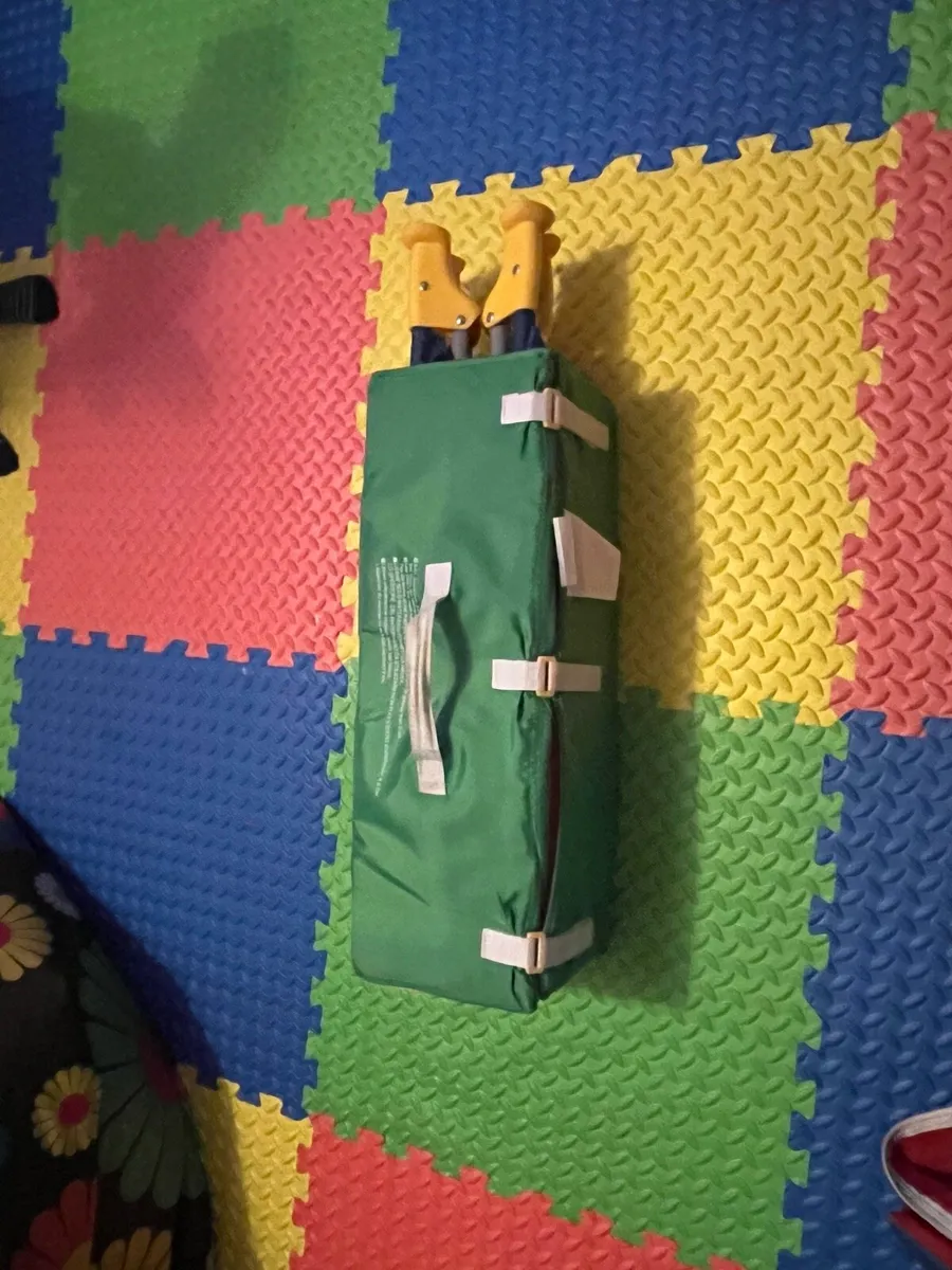 Travel cot - Image 4