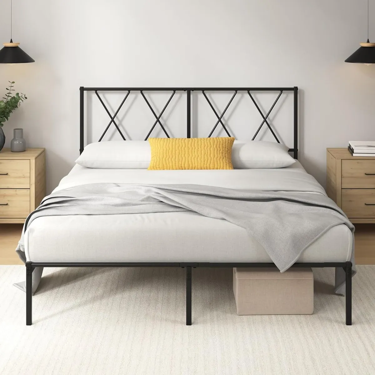 Elias Metal Bed Frame 140 x 190 cm with Headboard - Image 1