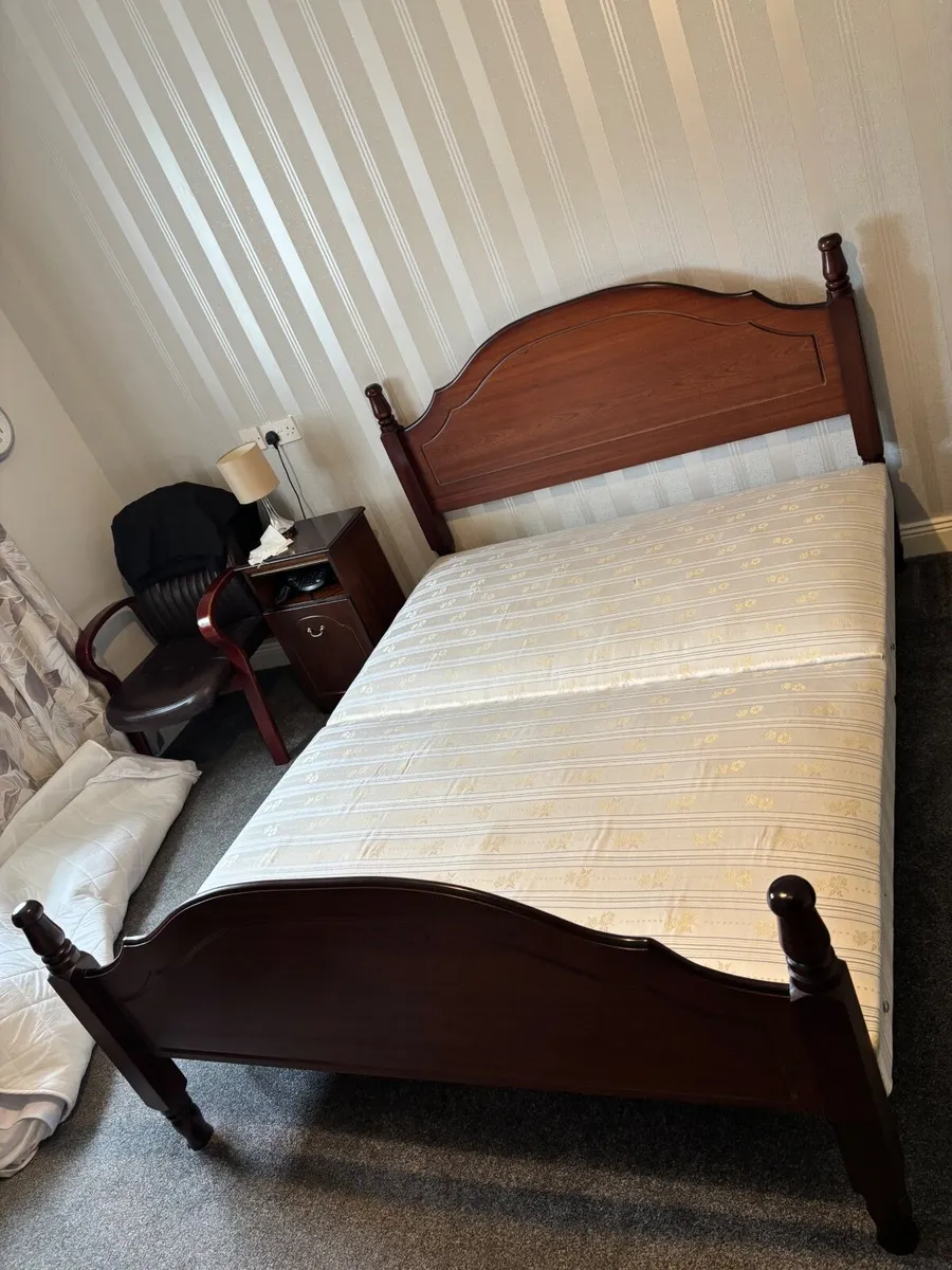 5 foot bed - Image 2