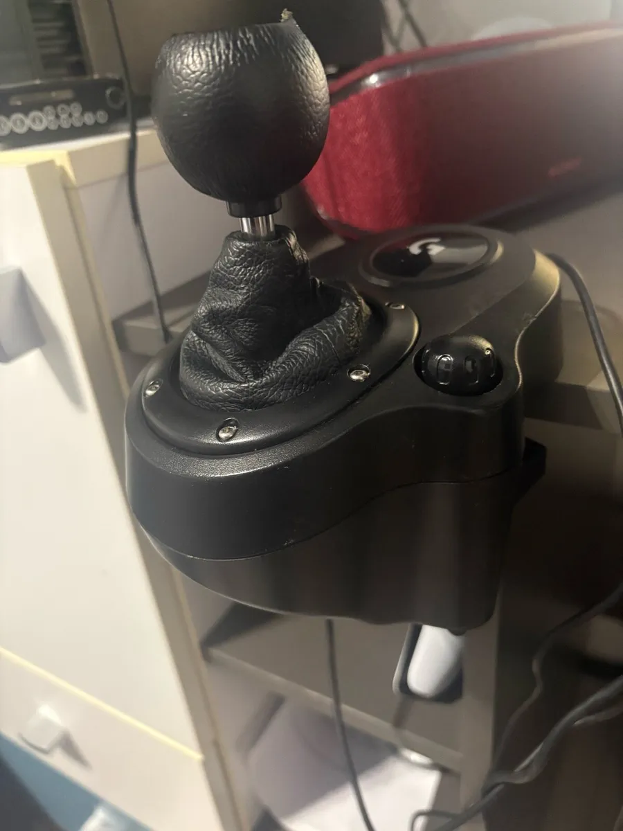 Logitech G gear shifter for xbox/playstation/PC - Image 1