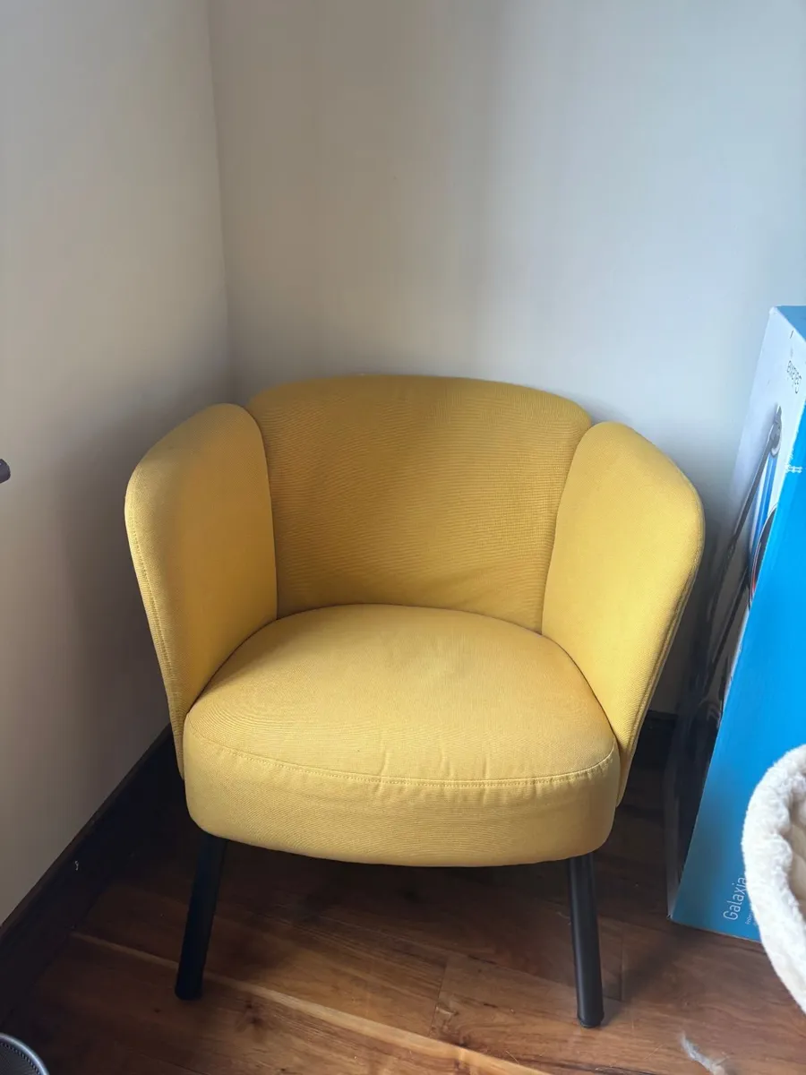 IKEA HERRÅKRA Armchair Dark Yellow €85 - Image 1