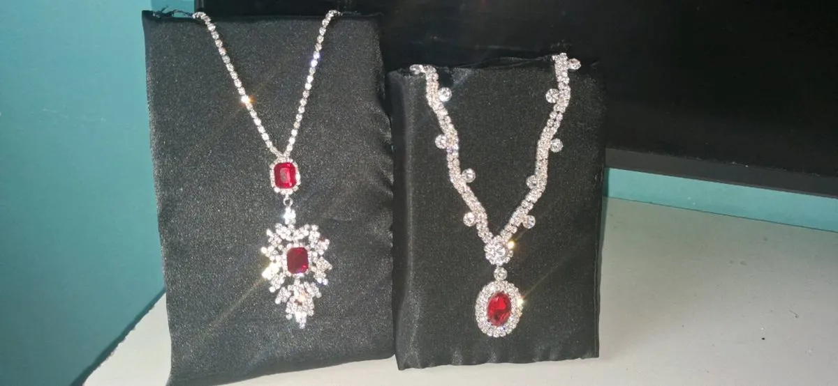 Luxury Red Ruby Silver-Tone Alloy Pendant Necklace - Image 1