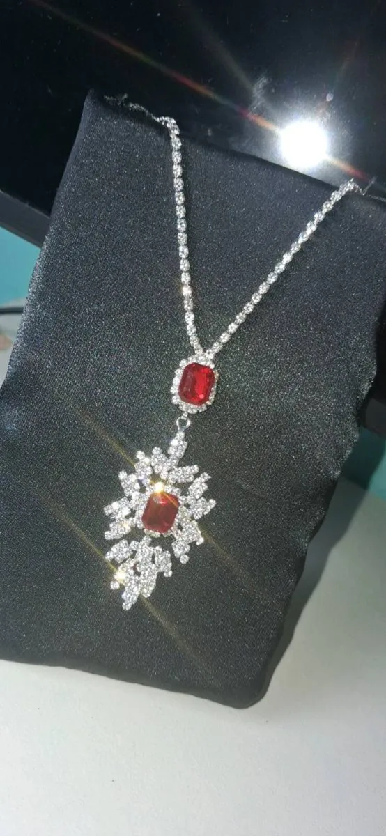 Luxury Red Ruby Silver-Tone Alloy Pendant Necklace - Image 2