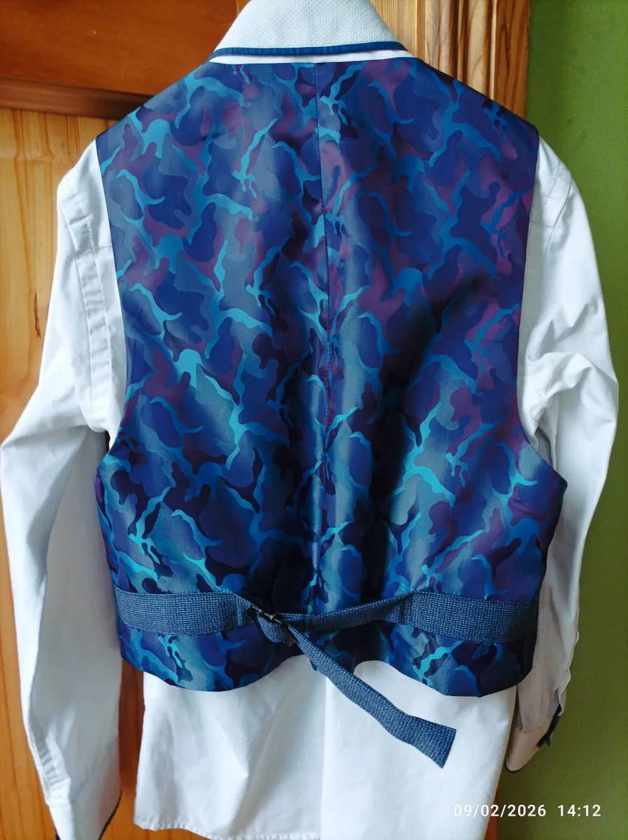Boys communion suit - Image 4