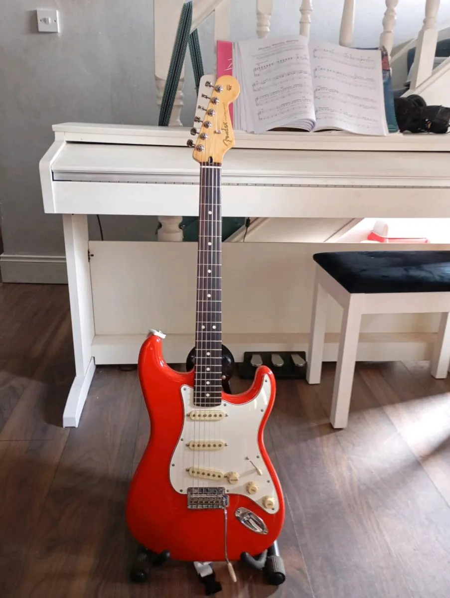 Fender Players II Stratocaster - Image 1