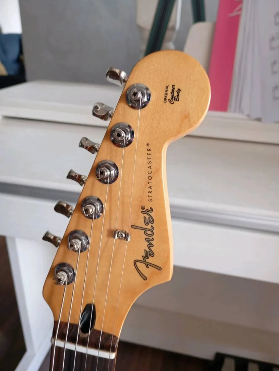 Fender Players II Stratocaster - Image 3