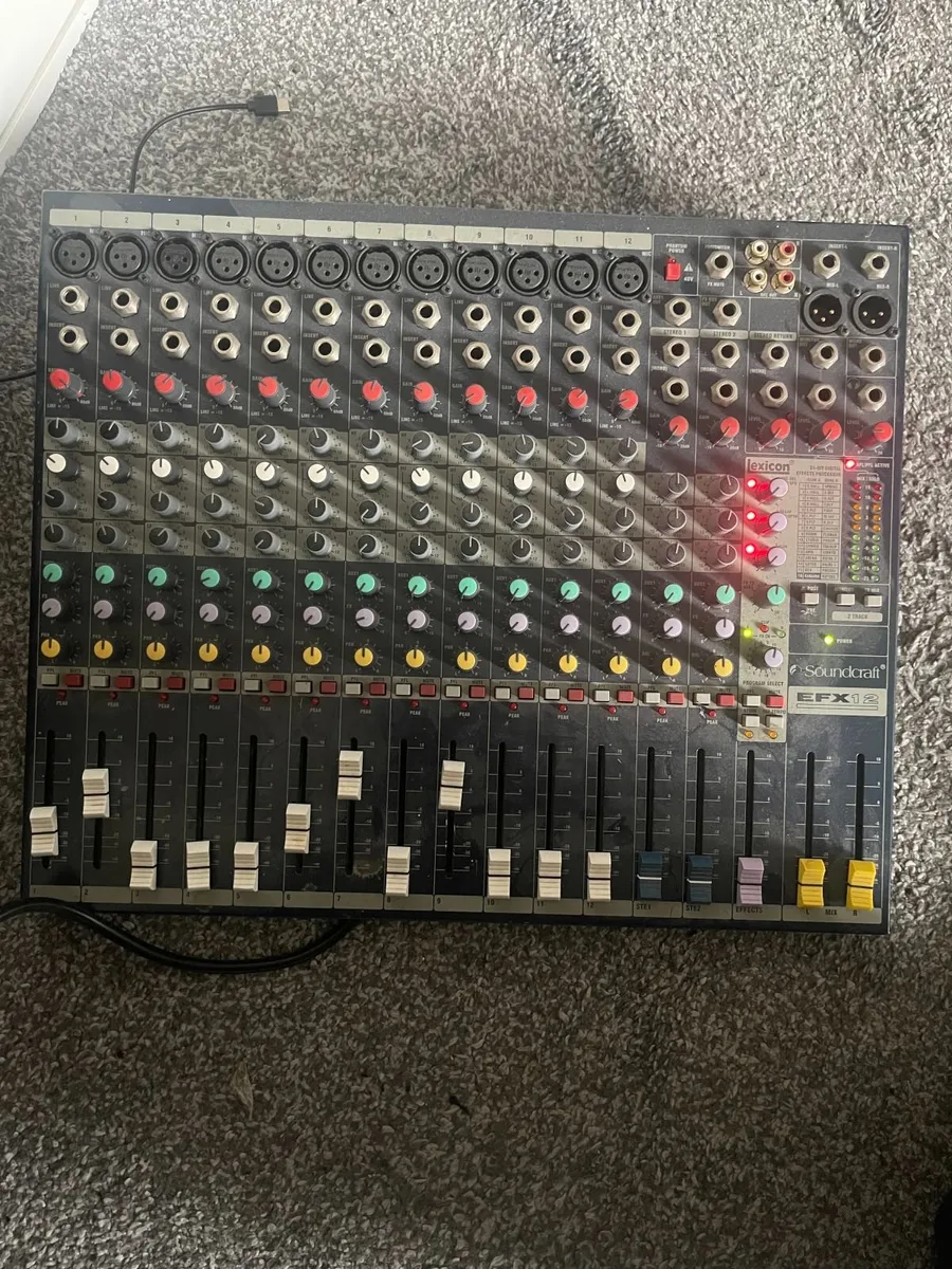 Soundcraft EFX12 (Audio Mixer) - Image 1
