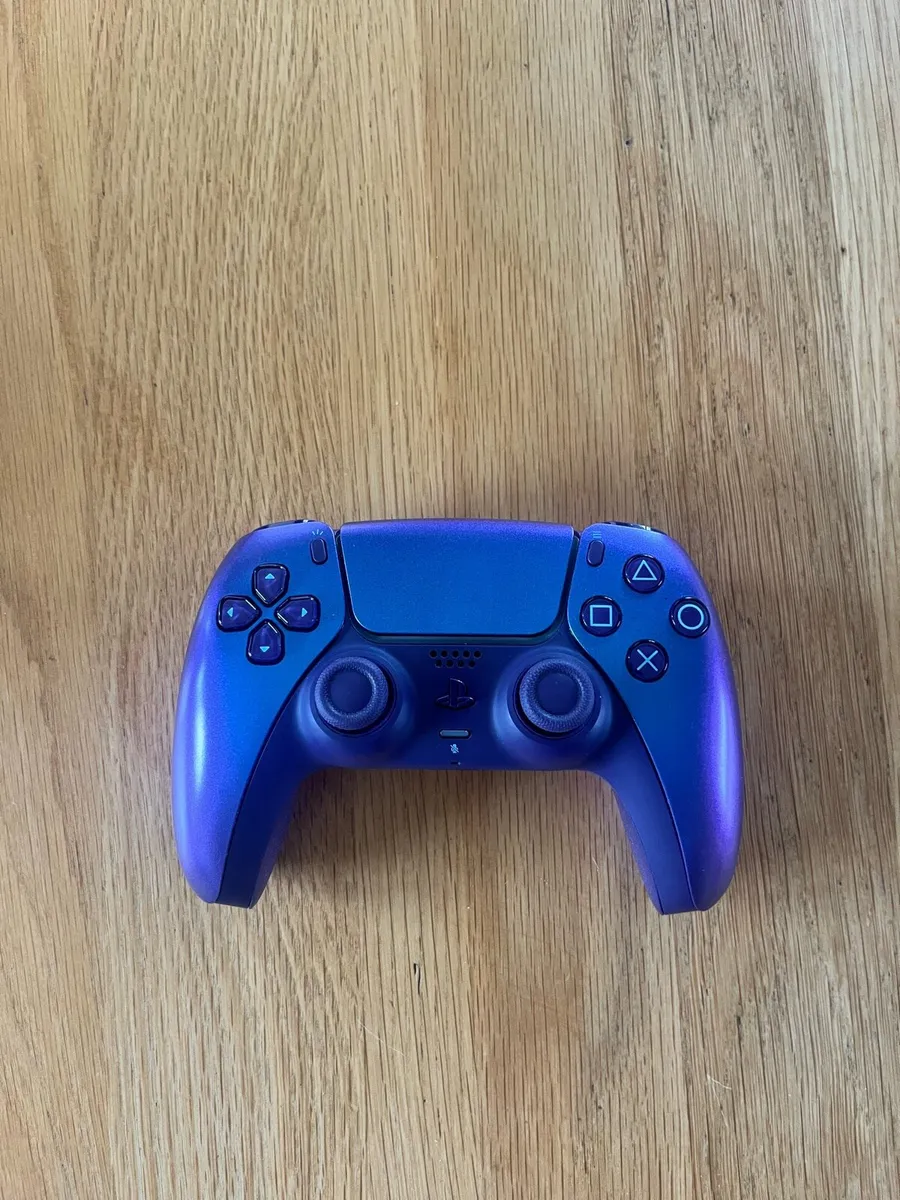 PS5 Digital Edition + 2 Controllers - Image 4