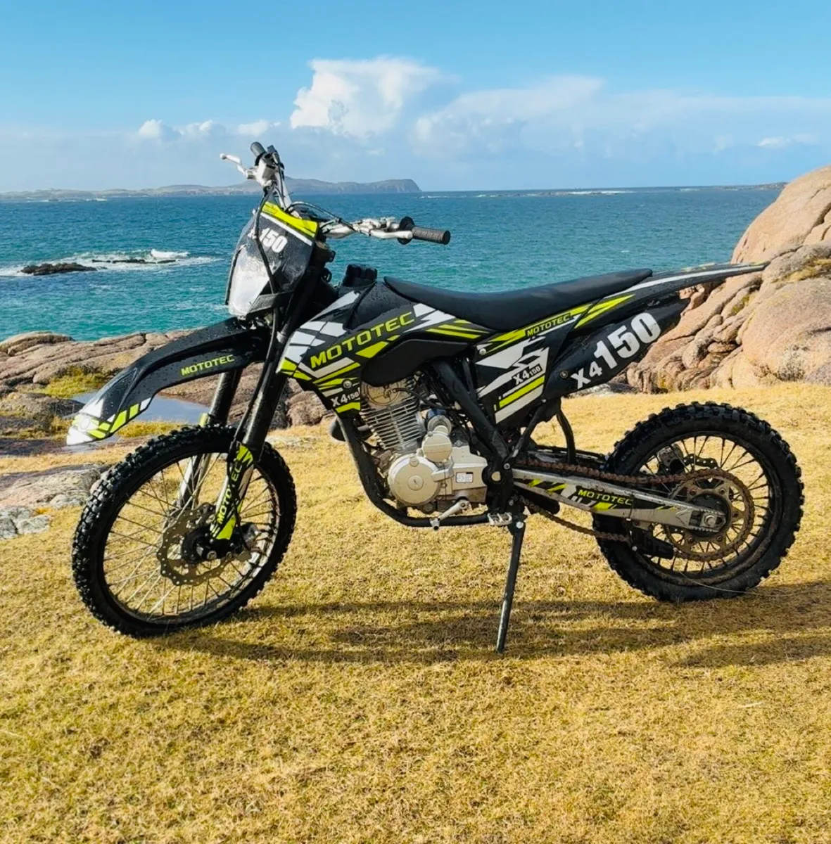 150cc Dirtbike - Image 1