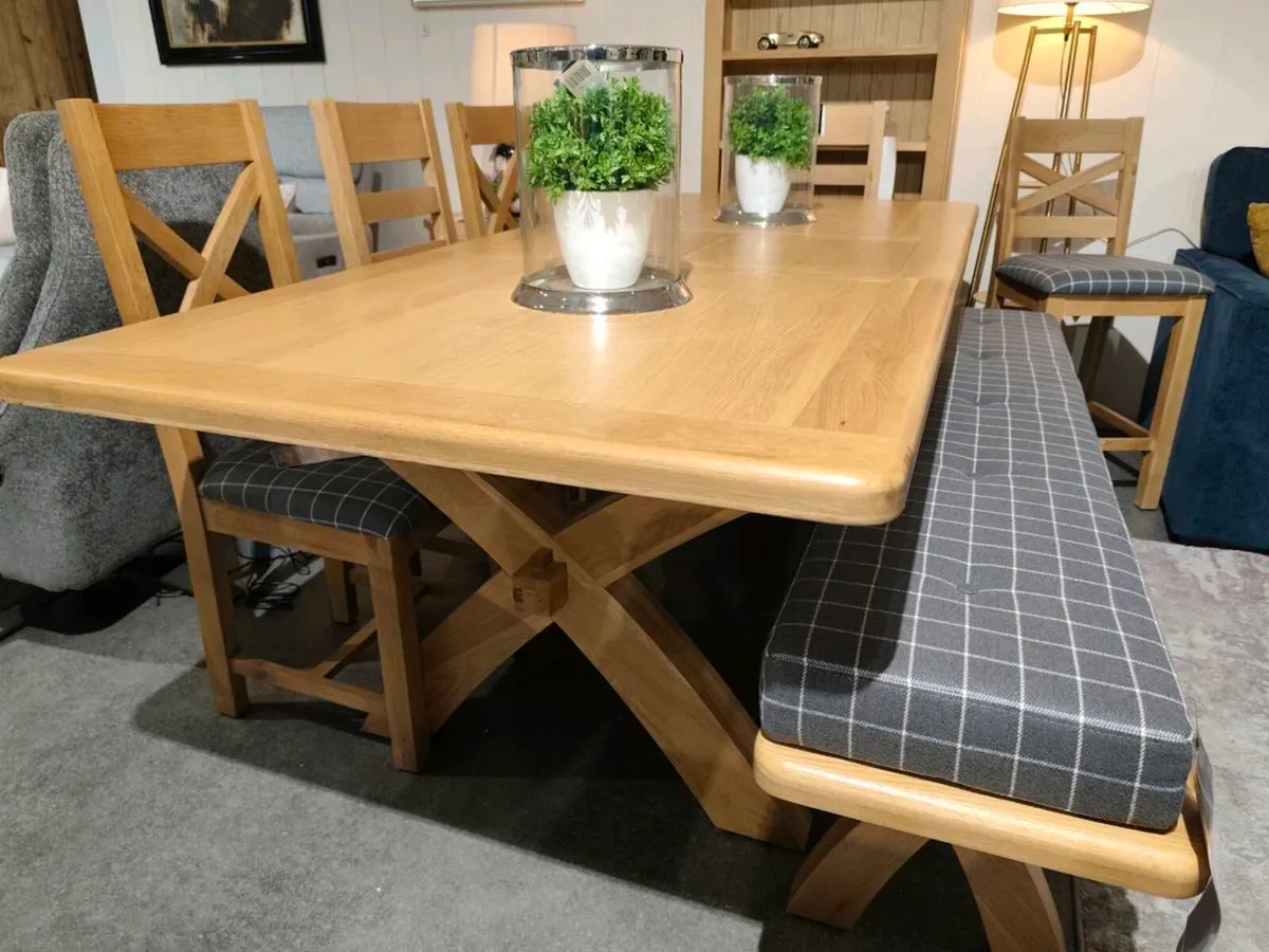 Extending Oak Farmhouse Dining Table Ex Display - Image 1