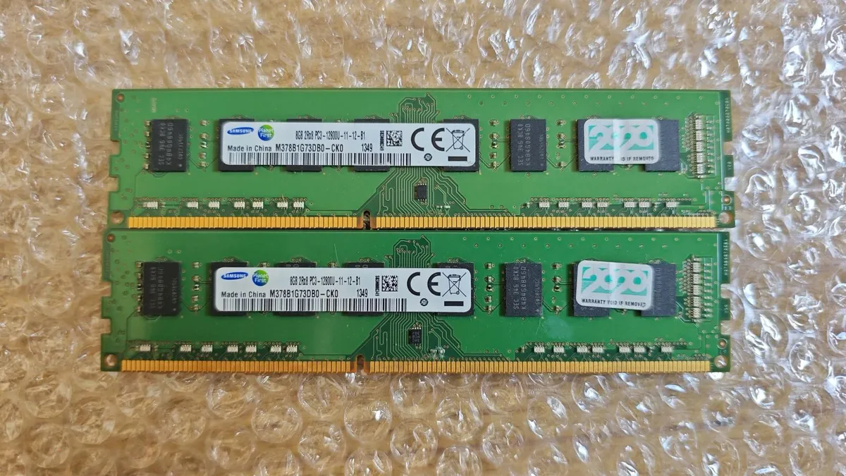Samsung 16GB DDR3 (2x8GB) PC3-12800U PC Memory RAM