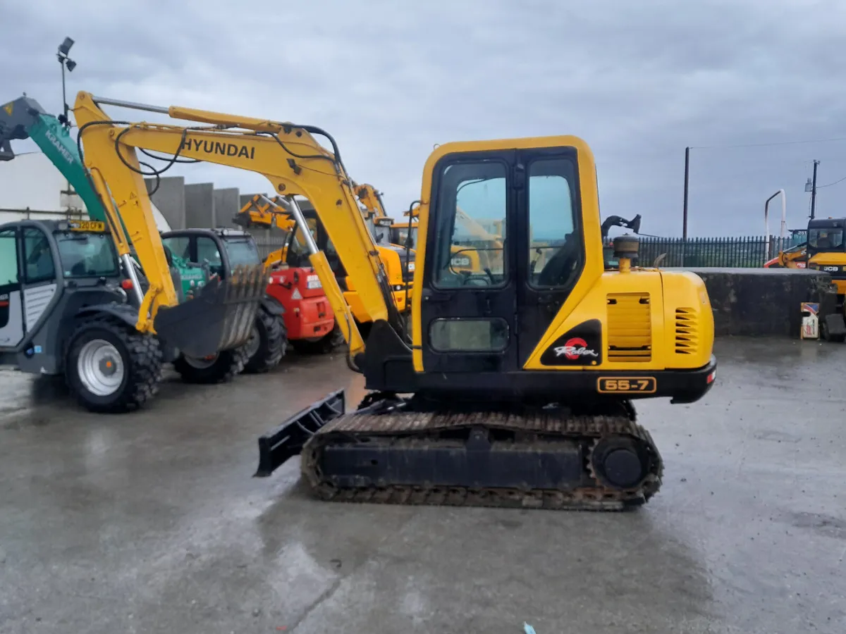 Hyundai R55-7 Used (18135) - Image 2