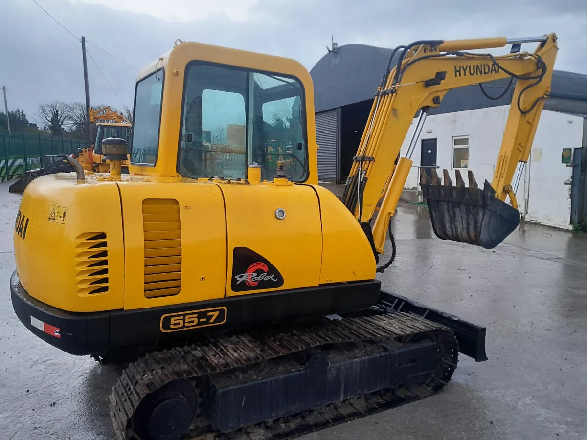 Hyundai R55-7 Used (18135) - Image 3
