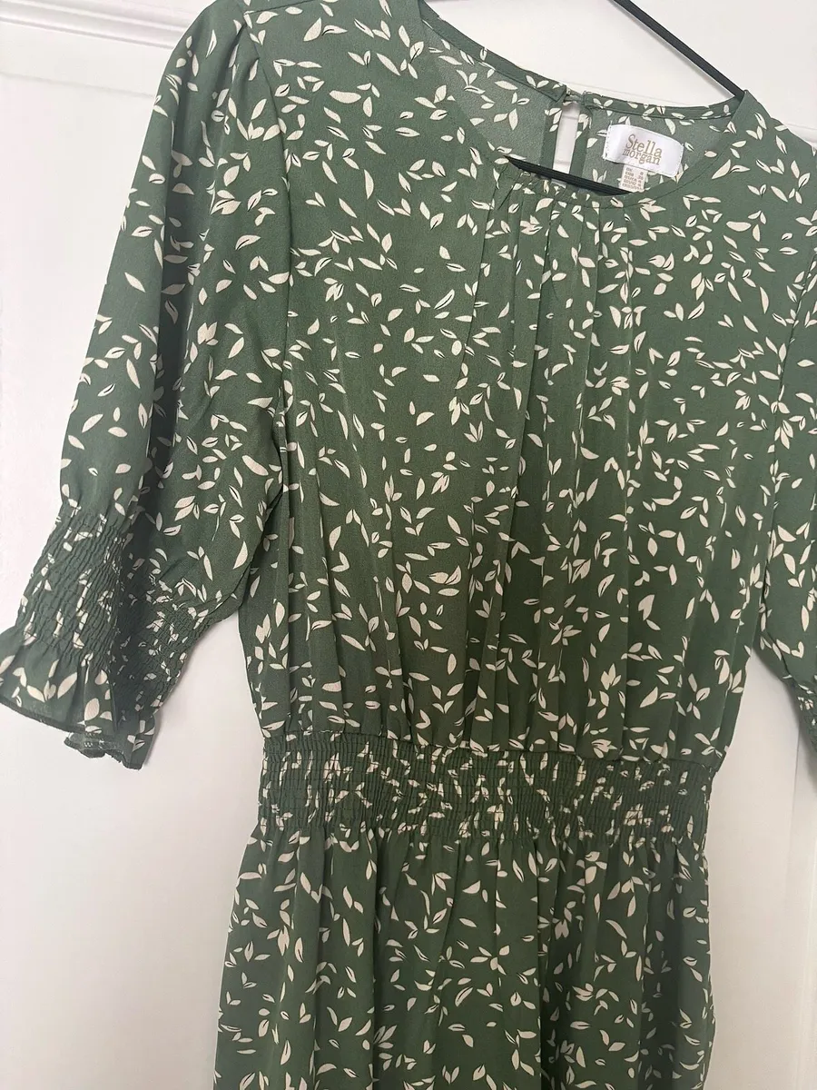 Virgo Boutique Size 8 Midi Dress - Image 2