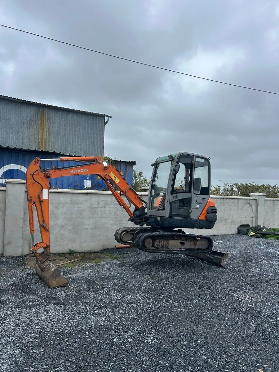 hitachi zx30 - Image 1