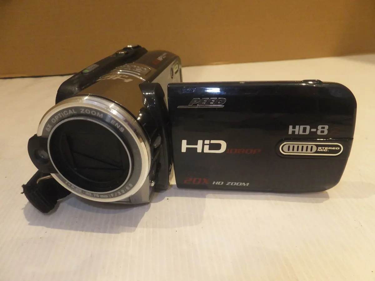 video camera - Image 1