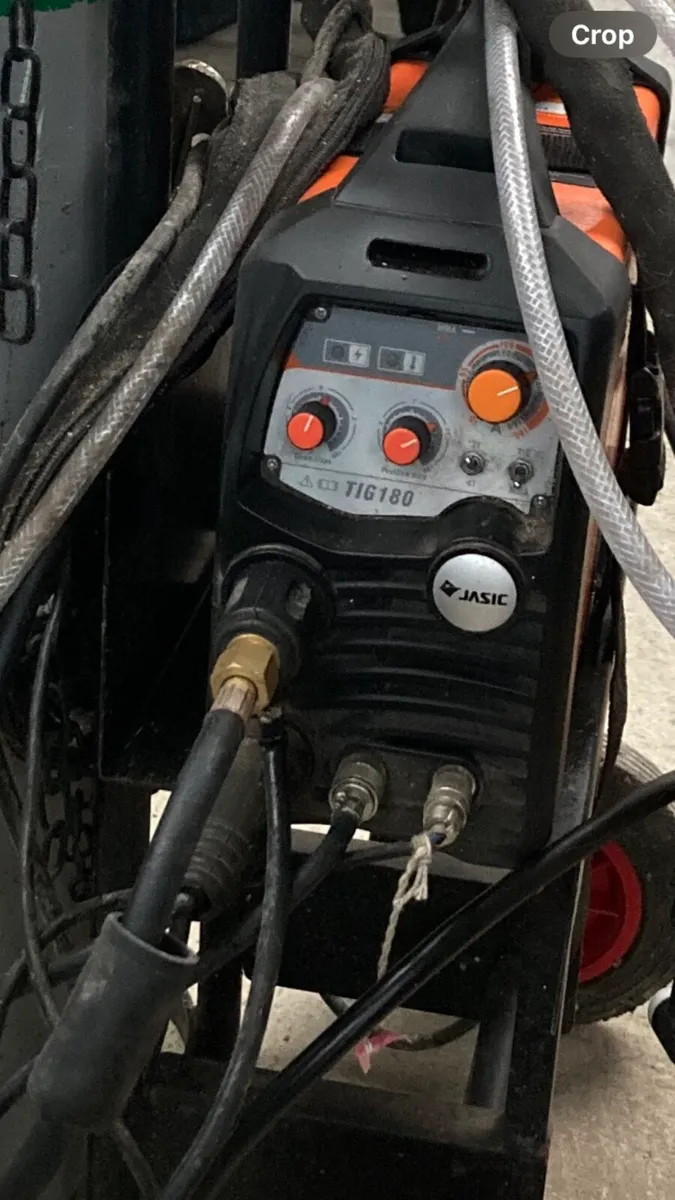 Tig welder and gas bottle - Image 2