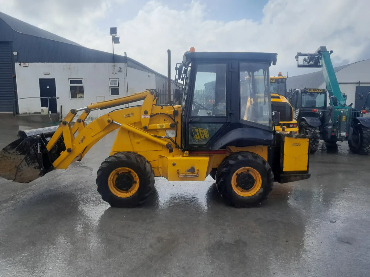 JCB 2CX 2004  (18133) - Image 2