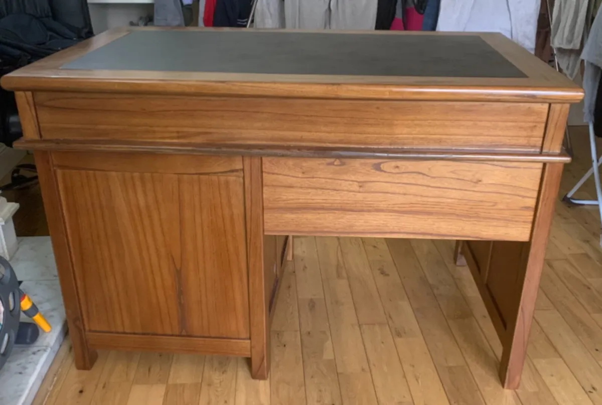 Office Table - Image 2