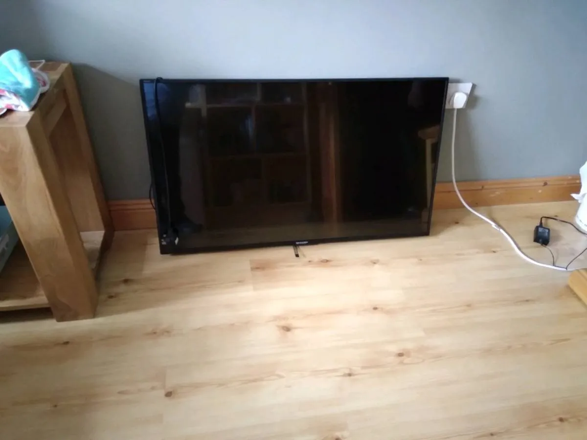 Tv - Image 3