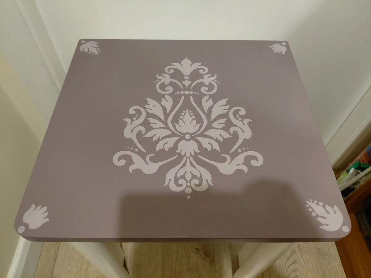 Side table/coffee table - Image 2