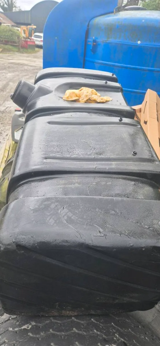 Daf diesel tank - Image 2