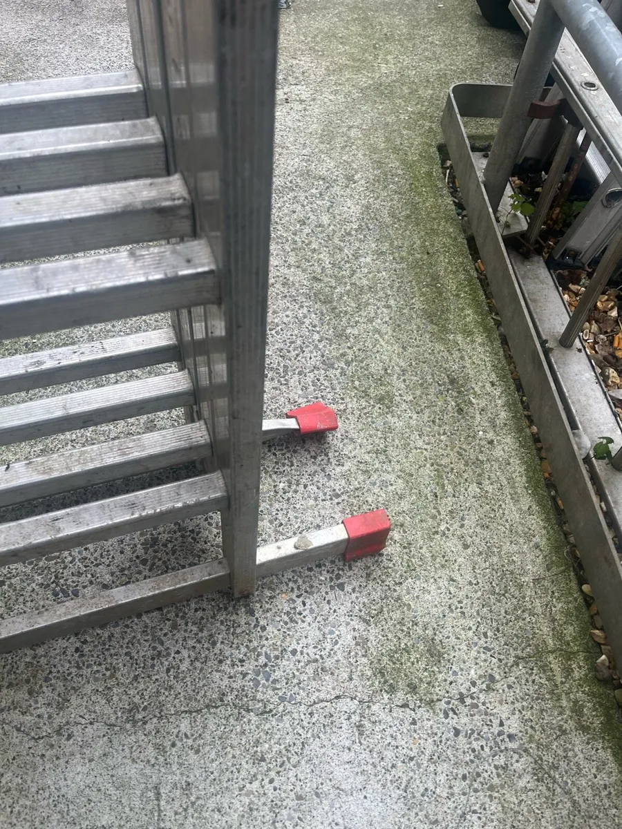 4 X 3 ladder - Image 2